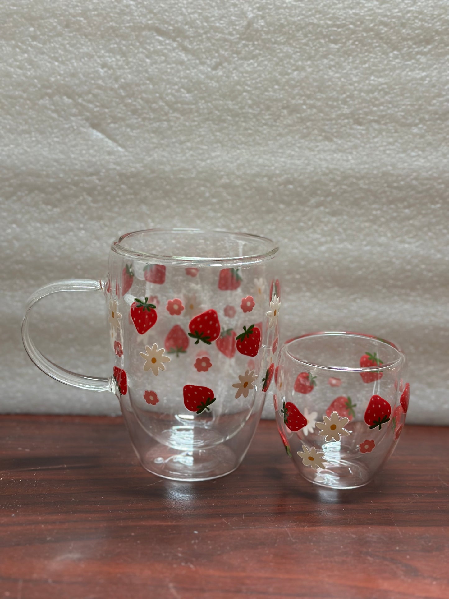 Strawberry Double Insulated Coffee Cup with Espresso Cup / Verre À Café Double Insolation Avec Tasse D'Espresso