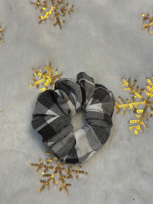 Grey and Black Classic Scrunchie / Chouchou Classique Gris & Noir